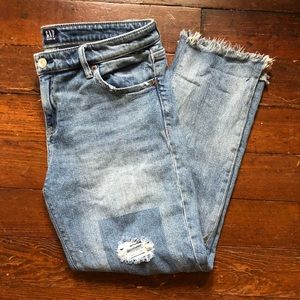 Low-rise Gap Girlfriend Jeans